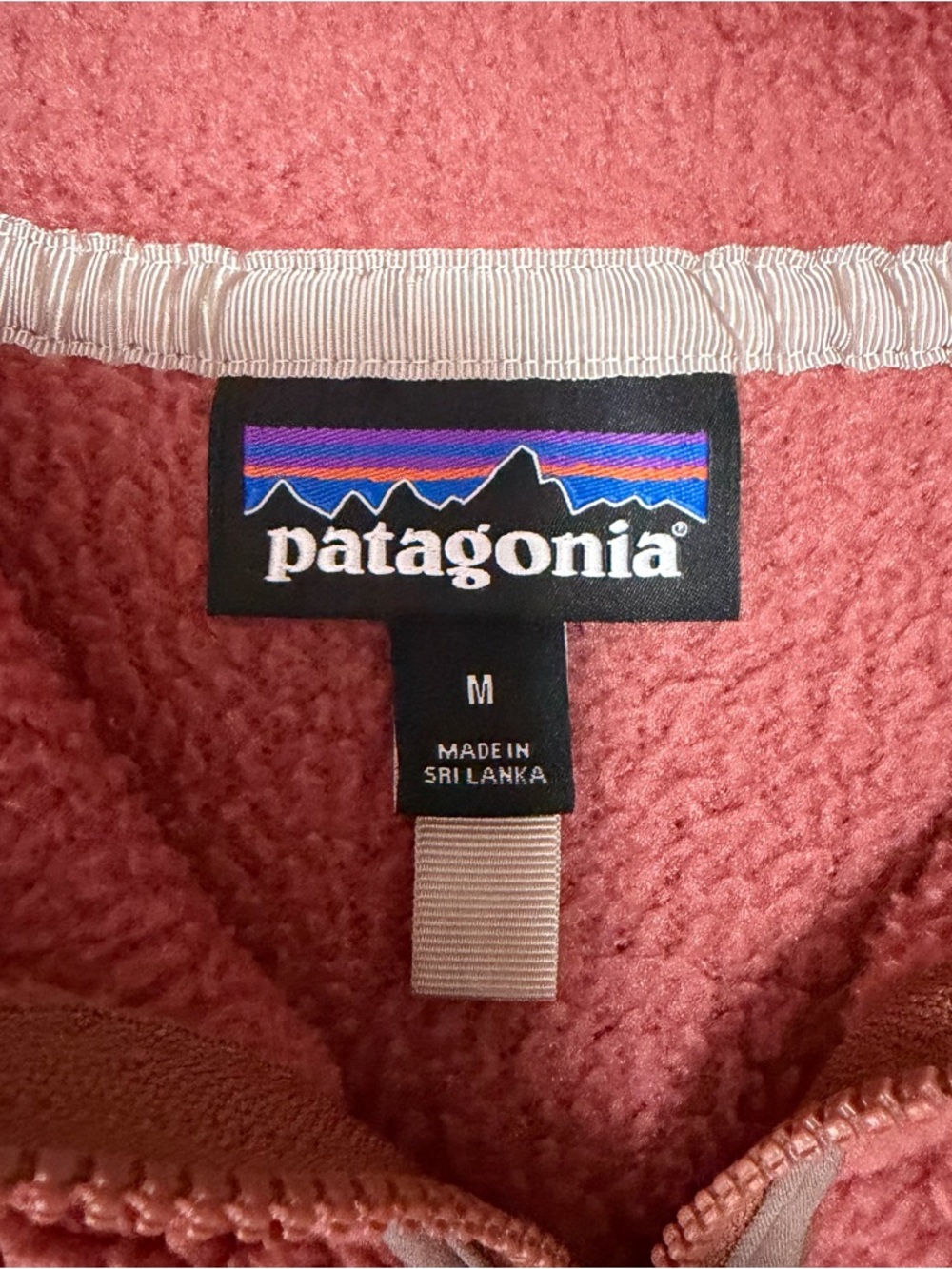 Patagonia | Women’s Retro Pile Fleece Marsupial Pullover, Md - Picture 11 of 13